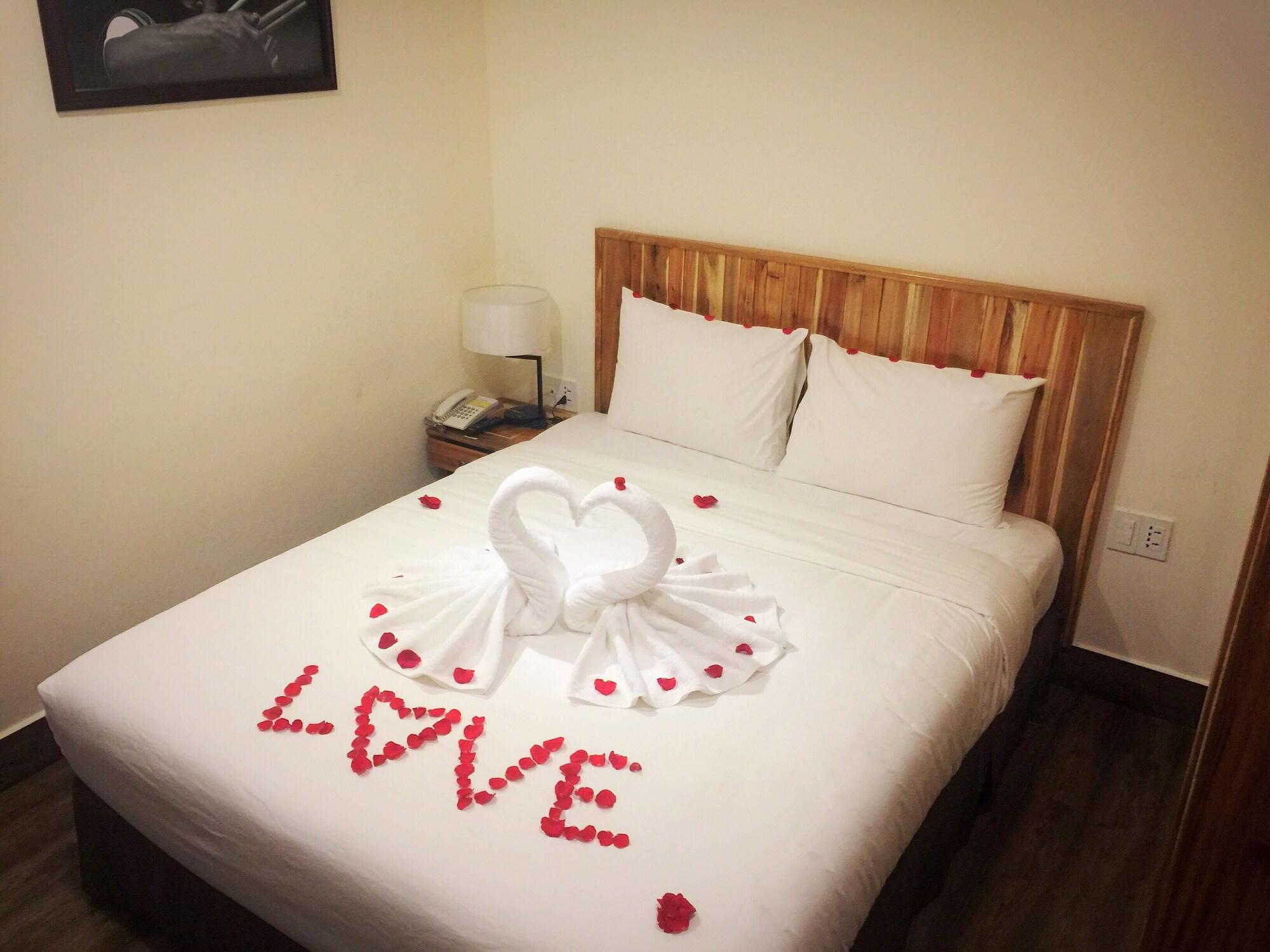 Lake View Hotel Dalat Exterior foto
